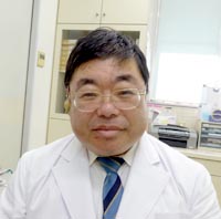 来田 吉弘 院長