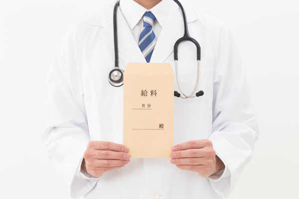 血液内科の需要と将来性！年収推移も！